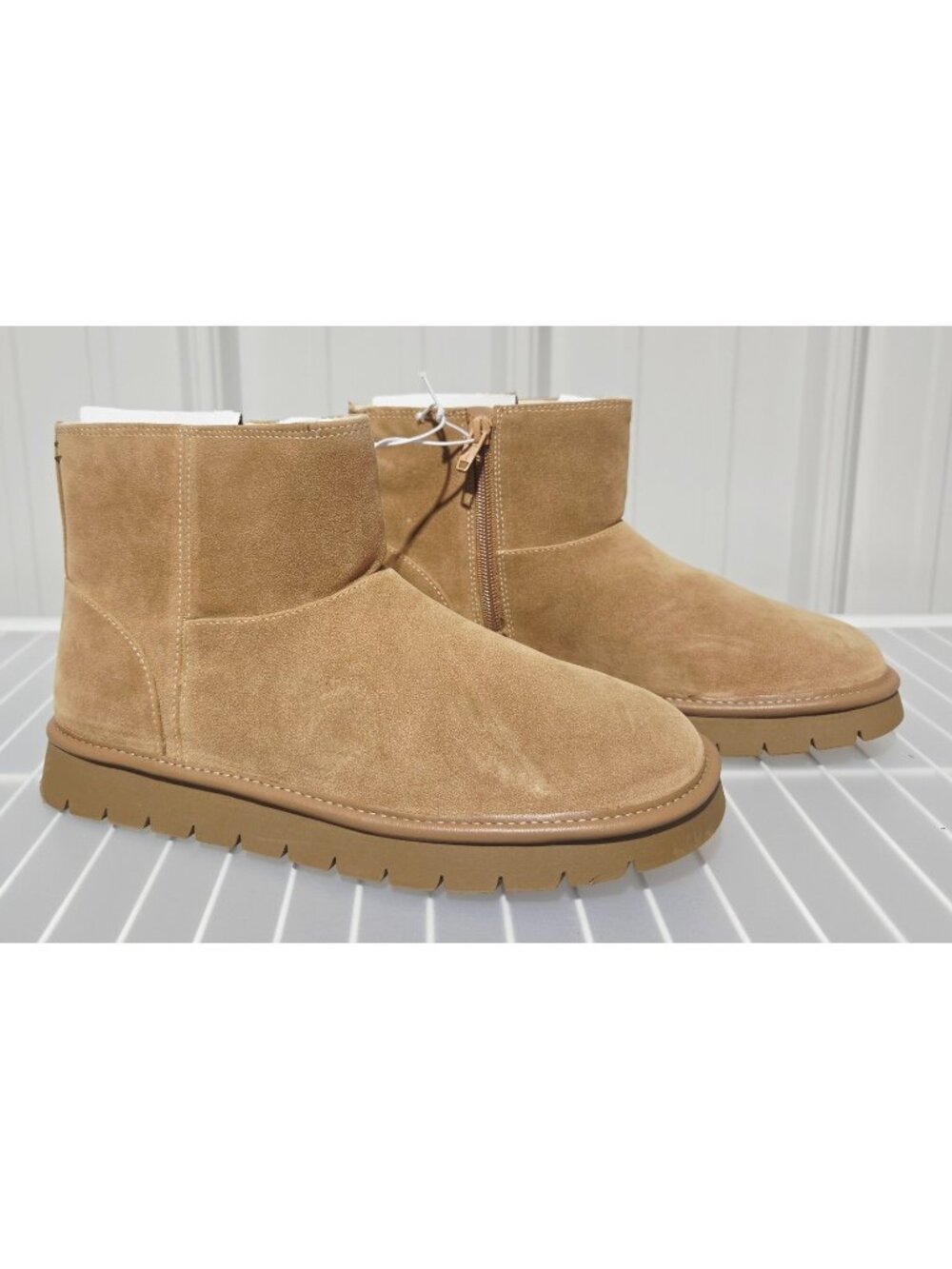 Universal Thread May Solid Tan Faux Suede Winter Platform Boots -- Women's 8